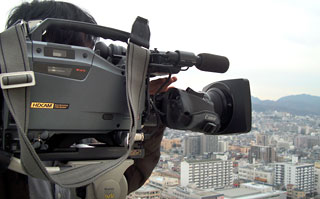 震災番組取材中のSVSスタッフ2008年12月10日撮影